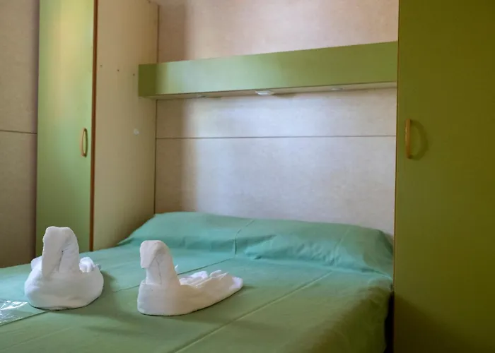 אתר קמפינג Parque De Campismo Orbitur São Jacinto